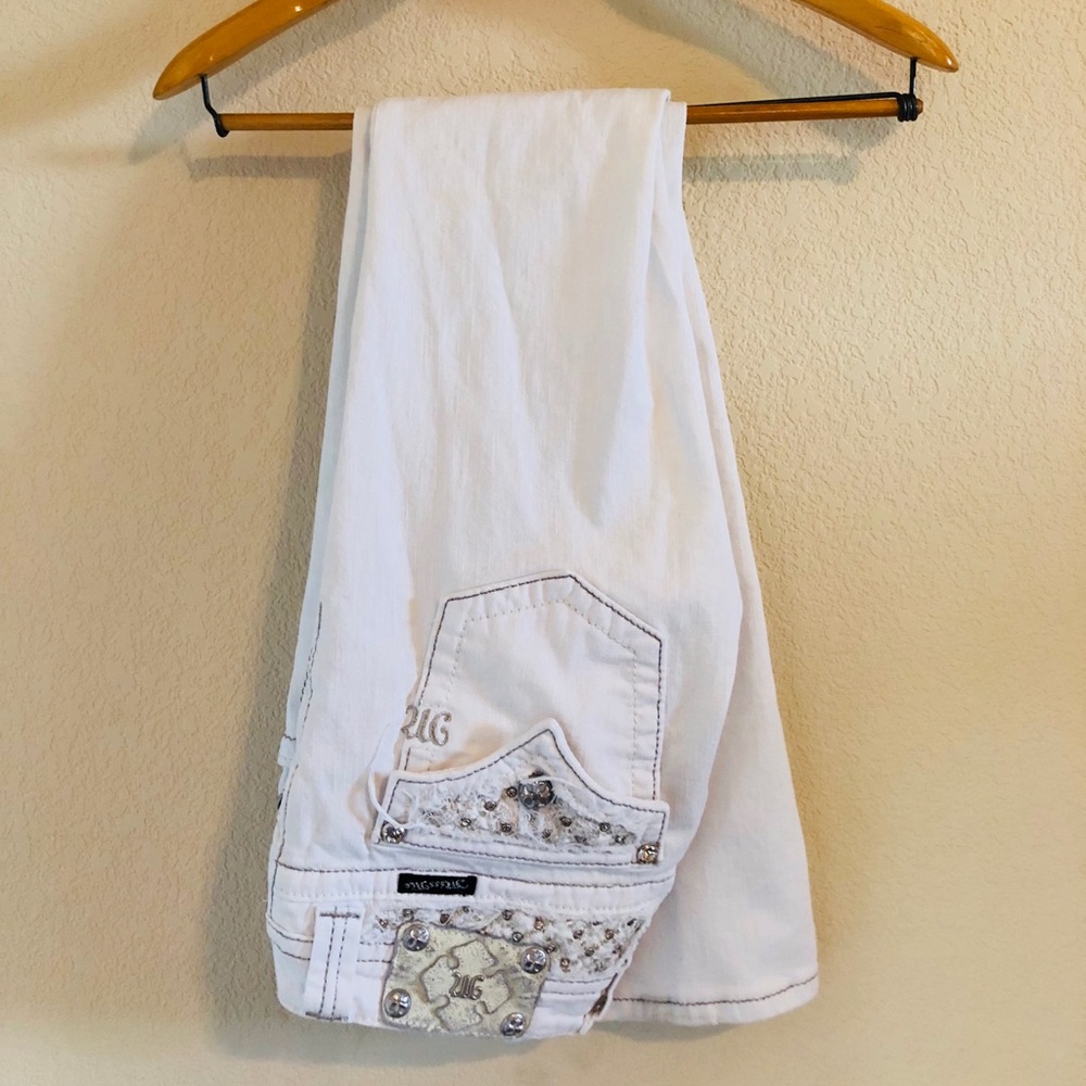 Miss Me - Size 28 - Bootcut Jeans